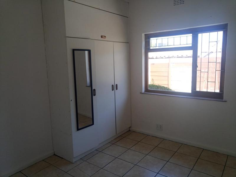 To Let 2 Bedroom Property for Rent in Table View Western Cape